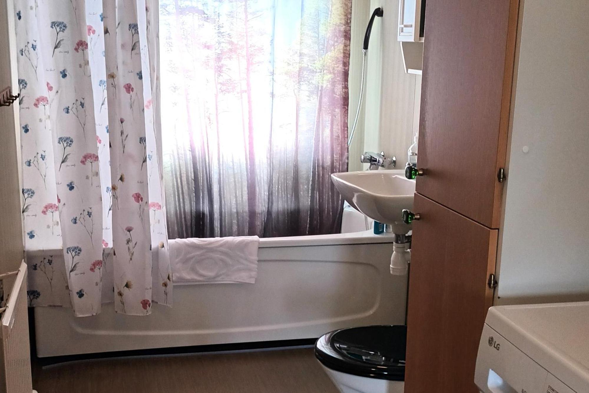 Dals Langeds B&B Екстер'єр фото